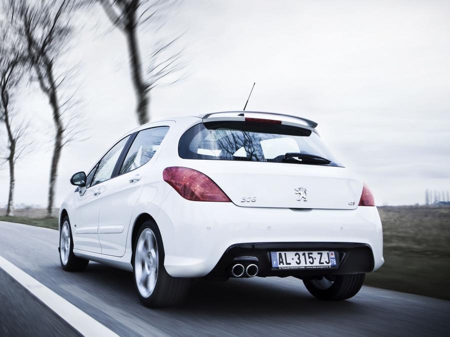  Peugeot 308 GTi 2010 года  (фото 20 из 20)
